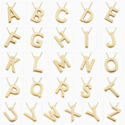 Collier avec des initiales de lettres d&