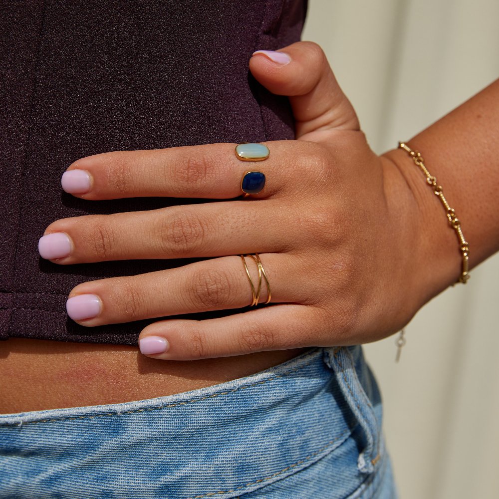 Bague Enveloppante avec Aigue-Marine